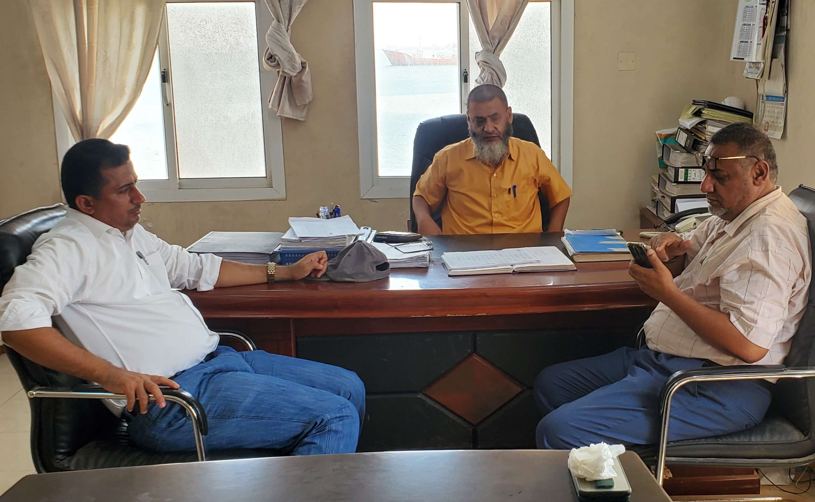 كهرباء عدن: خروج محطات التوليد جراء تأخر وصول الوقود لليوم الثالث على التوالي كهرباء عدن: خروج محطات التوليد جراء تأخر وصول الوقود لليوم الثالث على التوالي
