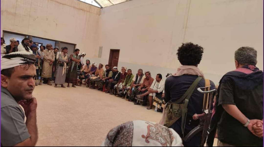 طالبت اسرة القتيل بتسليم القاتل لاعدامه بدون العودة للقضاء.. فشل وساطة قبلية لاحتواء قضية مقتل كهلان أبوبكر العولقي بشبوة طالبت اسرة القتيل بتسليم القاتل لاعدامه بدون العودة للقضاء.. فشل وساطة قبلية لاحتواء قضية مقتل كهلان أبوبكر العولقي بشبوة
