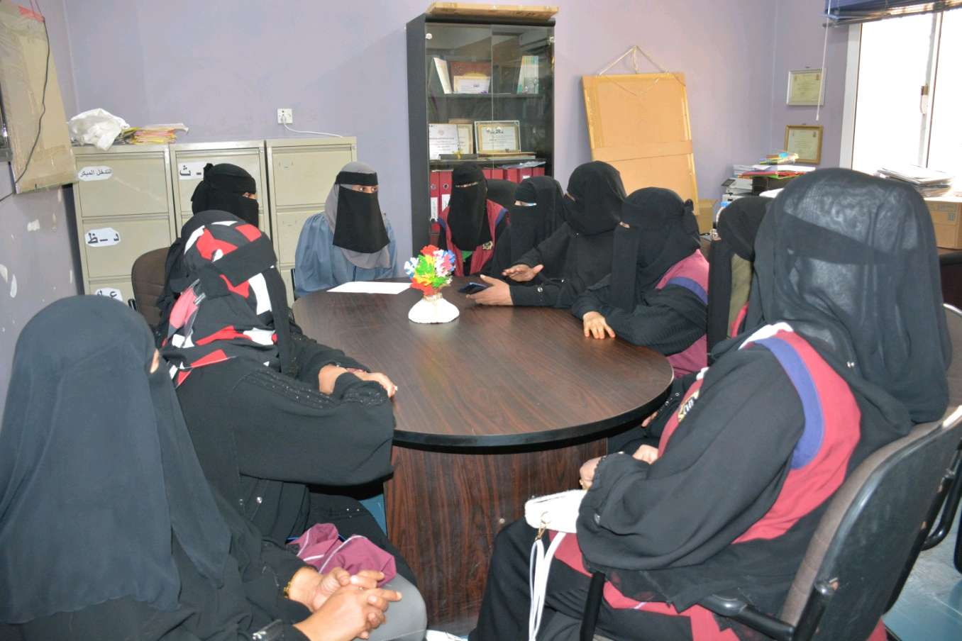 جمعية أطفال عدن للتوحد تستقبل طاقم مدرسة التربية الشاملة للإحتياجات الخاصة بلحج جمعية أطفال عدن للتوحد تستقبل طاقم مدرسة التربية الشاملة للإحتياجات الخاصة بلحج