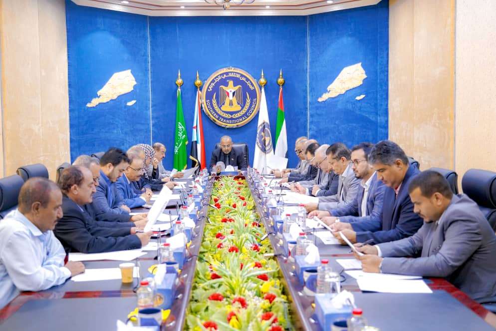 &rlm;هيئة رئاسة المجلس الانتقالي تقف أمام تفاصيل الجريمة الإرهابية الغادرة التي استهدفت قاعدة العند الجوية