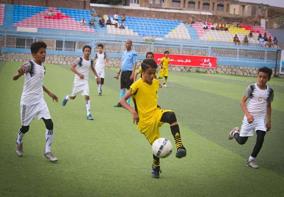 أشبال و براعم الصقر يكسبون براعم واشبال الطليعه