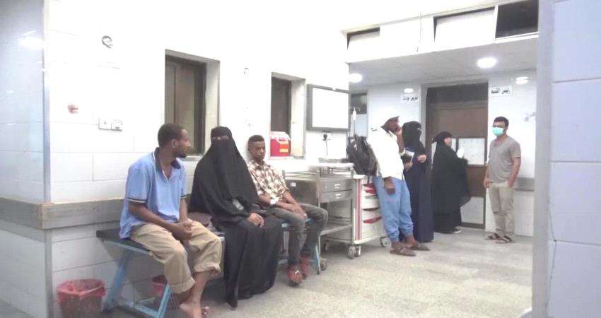 طبيب يمني يكشف عن وفاة شخص بسبب عدم توفر أسرة في المستشفى طبيب يمني يكشف عن وفاة شخص بسبب عدم توفر أسرة في المستشفى