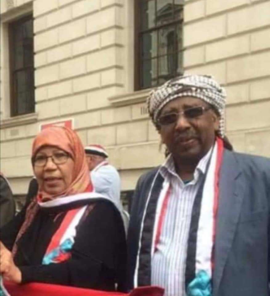 الإعلامي جابر محمد يعزي السفير عوض كرامة في وفاة زوجته الإعلامي جابر محمد يعزي السفير عوض كرامة في وفاة زوجته