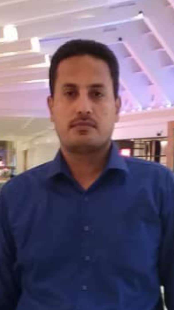 باحث اقتصادي : يطالب الحكومة بتوحيد اسعار الصرف بين مناطق الشرعية والحوثيين من خلال هذا الاجراء