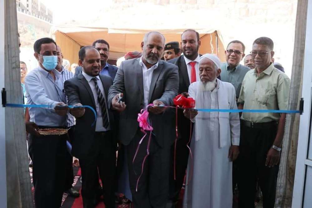الوكيل الكثيري يفتتح المستشفى الميداني بمديرية تريم حضرموت