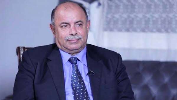 الخنبشي يستحدث إدارة مخالفة في النقل خاصة بالمنافذ البرية