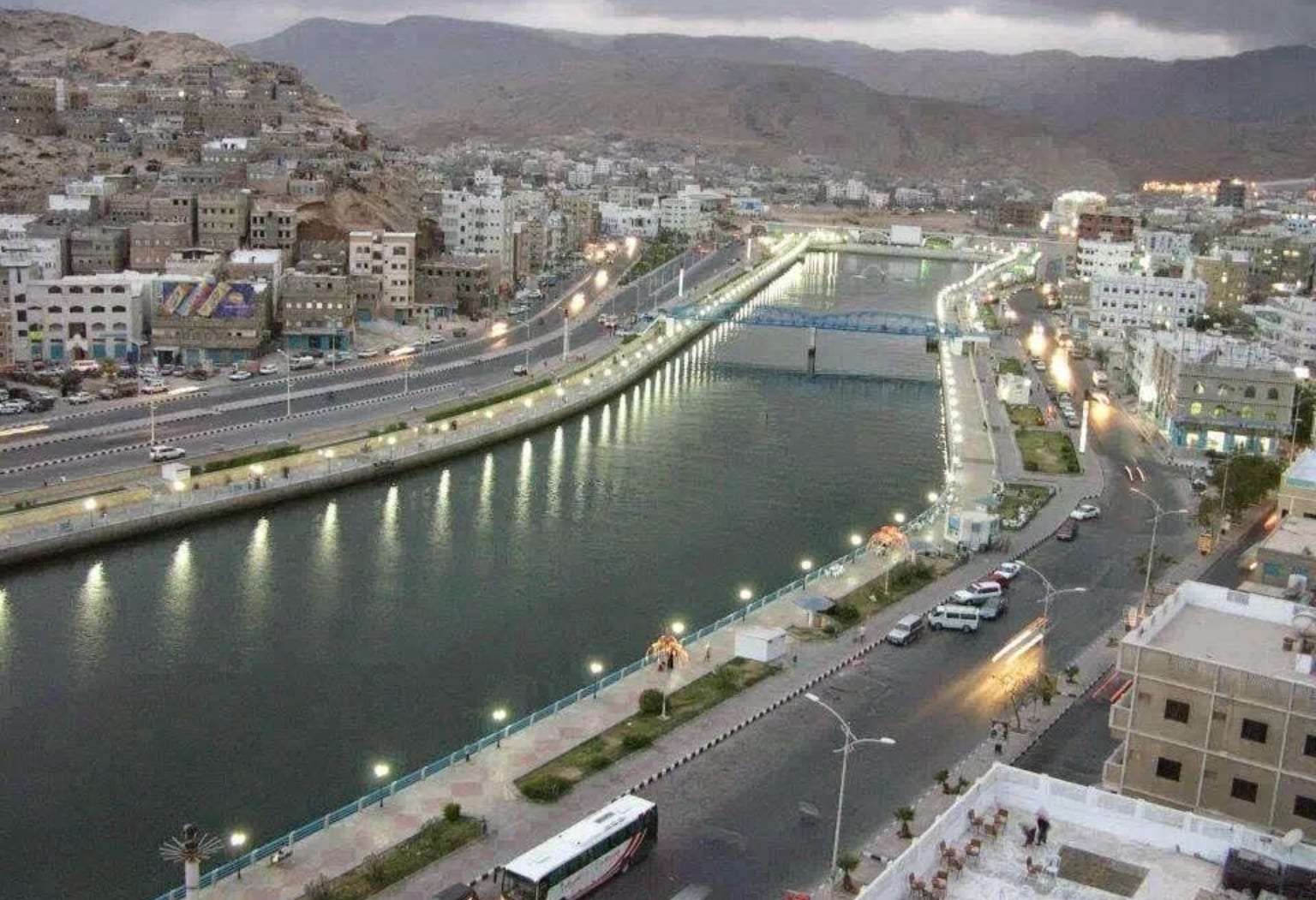 رئيس مرجعية قبائل حضرموت يجدد تأكيده على نيل المحافظة حقها في التمثيل الحكومي