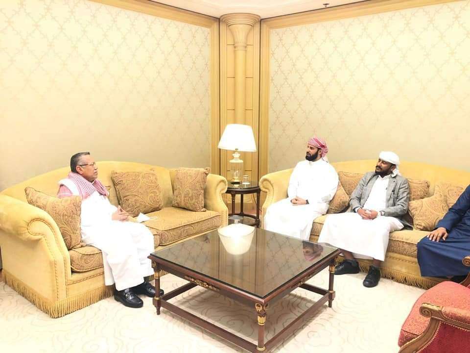 د.بن دغر يلتقي بعدد من قيادات المقاومة الجنوبية لمناقشة الأوضاع في عدن والمحافظات المجاورة لها