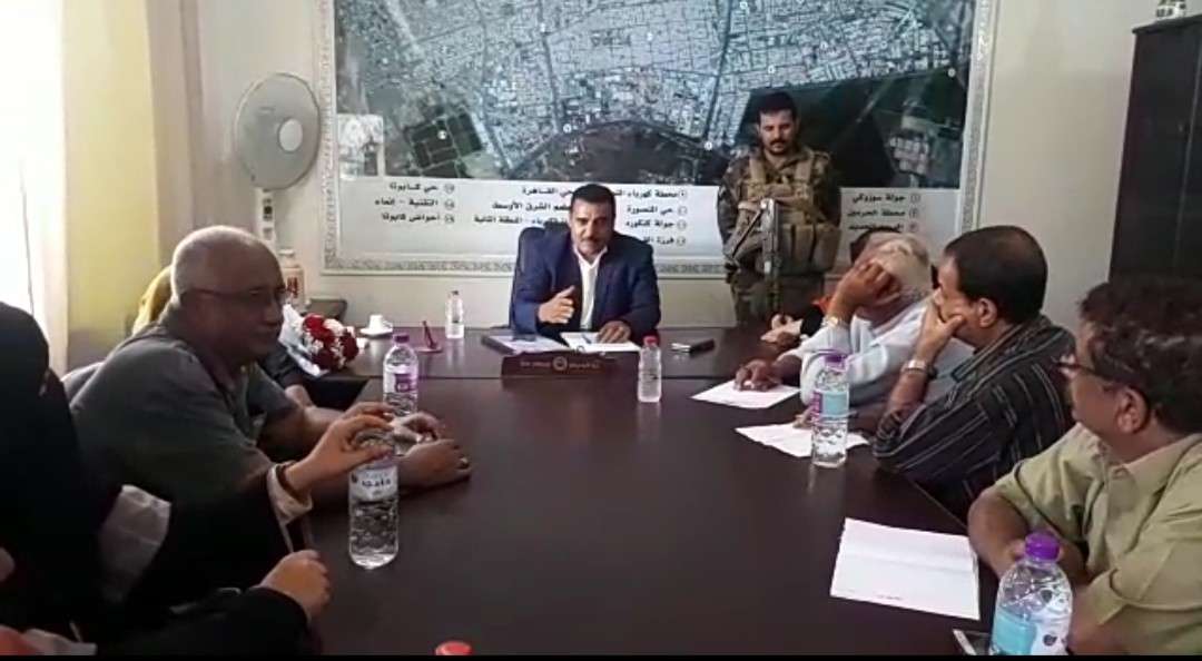 مدير عام المنصورة يحث مدراء المكاتب على مضاعفة الجهود لتحسين مستوى الخدمات المقدمة للمواطنين