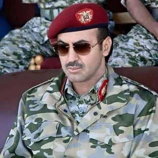 أحمد علي عبدالله صالح يعزي وفاة الفنان باوزير أحمد علي عبدالله صالح يعزي وفاة الفنان باوزير