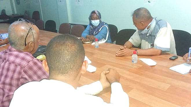 مدير عام مكتب الصحة بالضالع يلتقي ممثلي منظمةالصليب الأحمر الدولي مدير عام مكتب الصحة بالضالع يلتقي ممثلي منظمةالصليب الأحمر الدولي