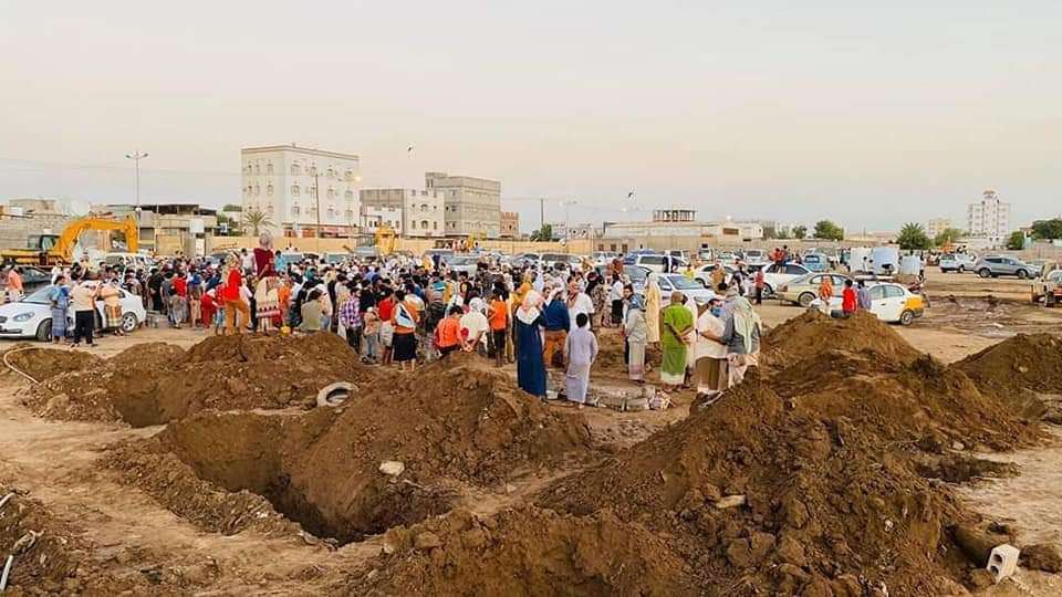 طبيب .. أغلب الحالات الجديدة المصابة بكورونا في عدن قادمين من هذا المكان