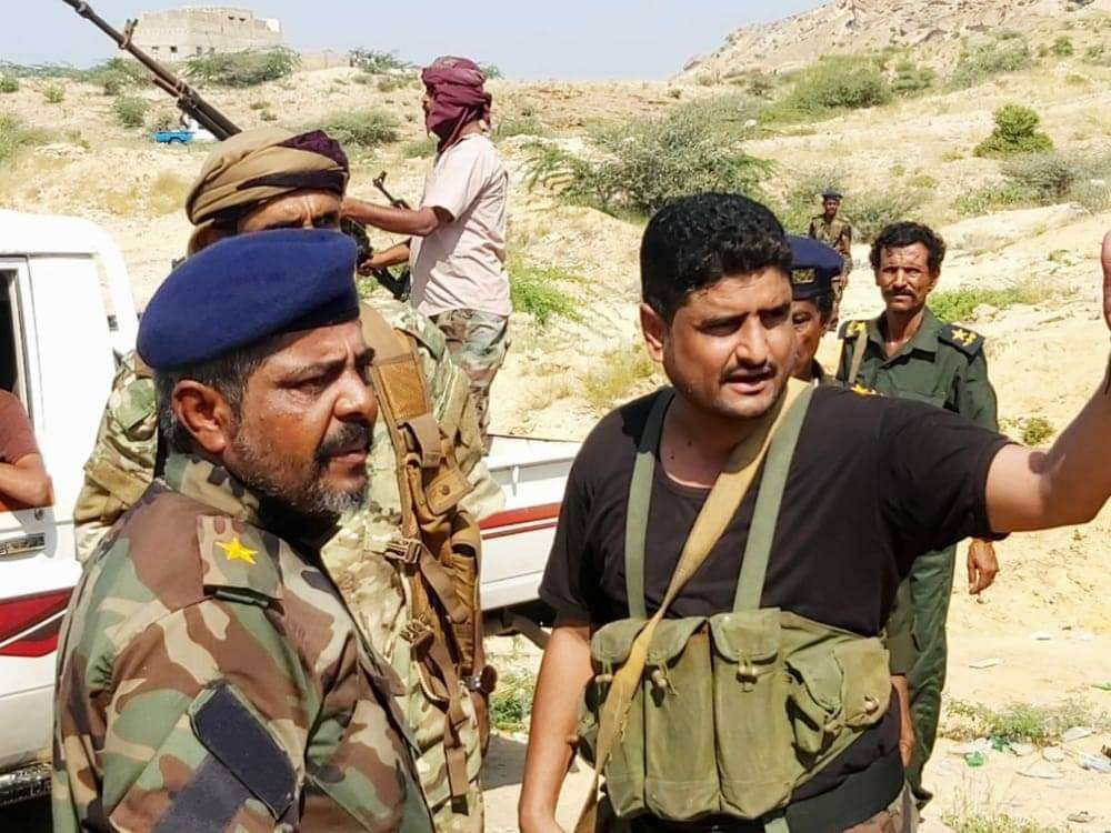 مدير أمن أبين يتفقد النقاط الأمنية وإدارة أمن المحفد