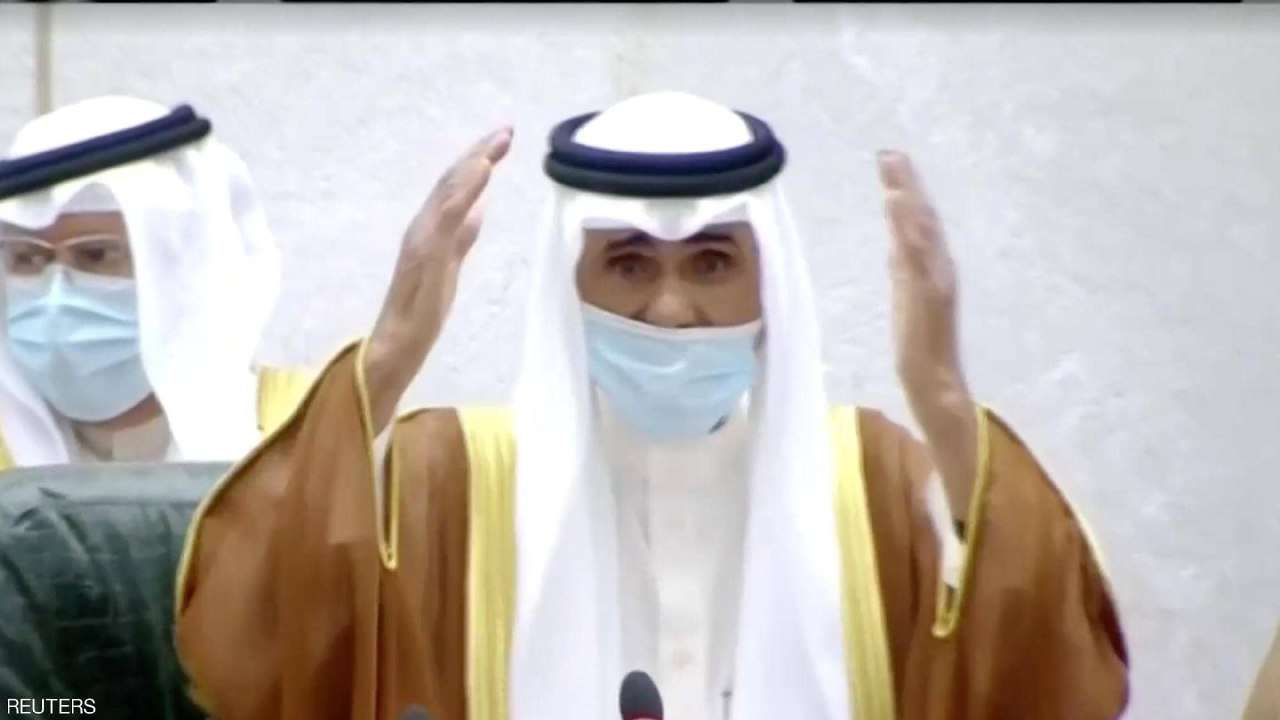 الشيخ نواف يؤدي اليمين الدستورية أميرا للكويت