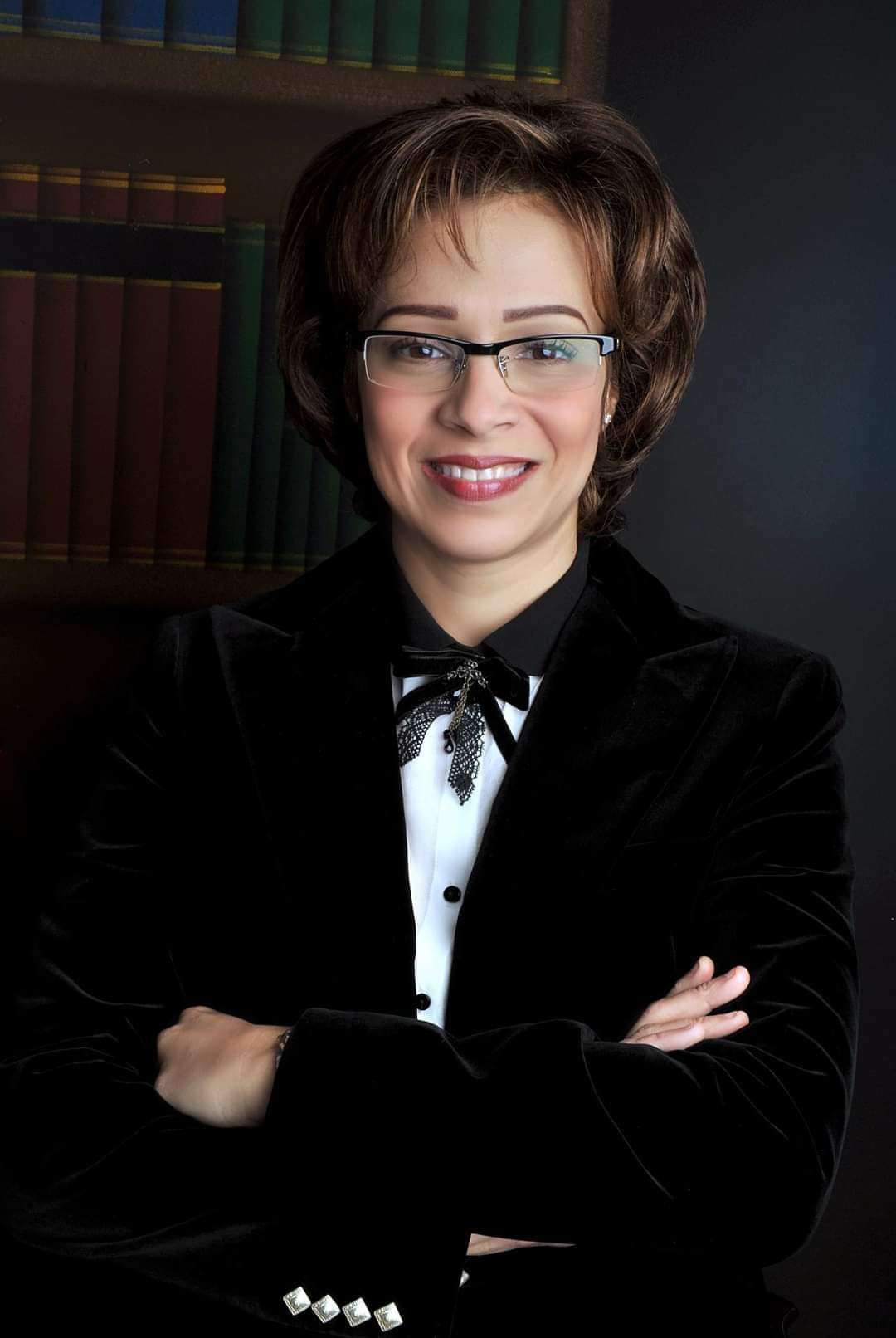 كانت مصابة بالتوحد .. ماذا تعرف عن السيدة اليمنية عالمة الرياضيات والإقتصاد و أحد عباقرة العالم (سيرة ذاتية لا تصدق)!