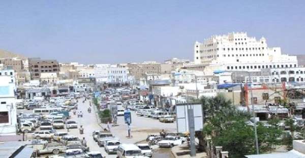 بعد فشل القبض على متهم .. إصابة مواطن برصاص قوات الأمن بسيئون