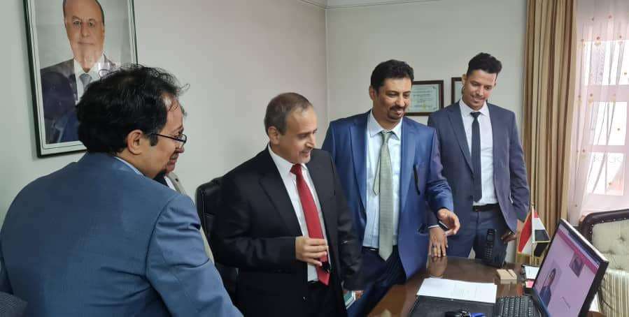 الوصابي يدشن الموقع الإلكتروني الخاص بالطلاب اليمنيين في تركيا الوصابي يدشن الموقع الإلكتروني الخاص بالطلاب اليمنيين في تركيا