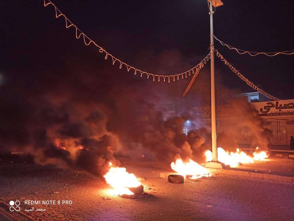 يحدث الآن.. قوة امنية كبيرة تقوم بفتح الطرقات في المنصورة يحدث الآن.. قوة امنية كبيرة تقوم بفتح الطرقات في المنصورة