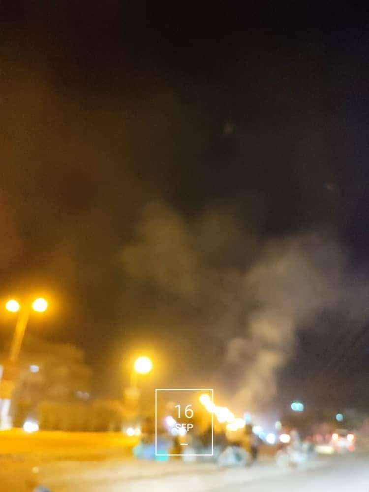 بالصور.. مواطنون يكسرون حظز حضرموت بالصور.. مواطنون يكسرون حظز حضرموت