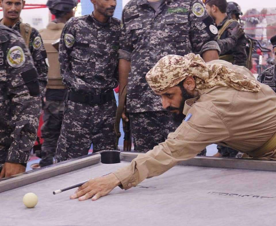 الوالي يشيد بإنجازات لواء حماية المنشئات بالعاصمة عدن