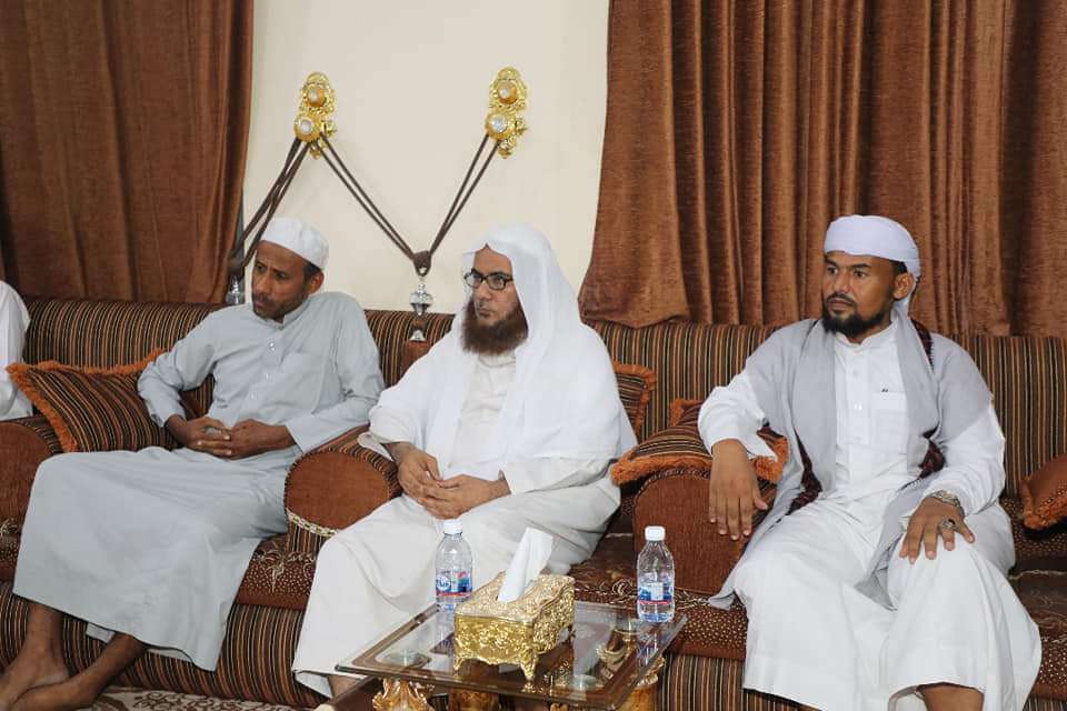 رجال دين يؤكدون وقوفهم مع ابناء حضرموت في نيل مطالبهم وحقوقهم المشروعة