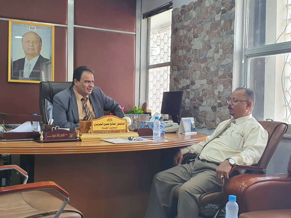 القائم بأعمال رئيس نيابة الأموال يلتقى مدير شركة النفط بعدن ويناقش عدد من القضايا