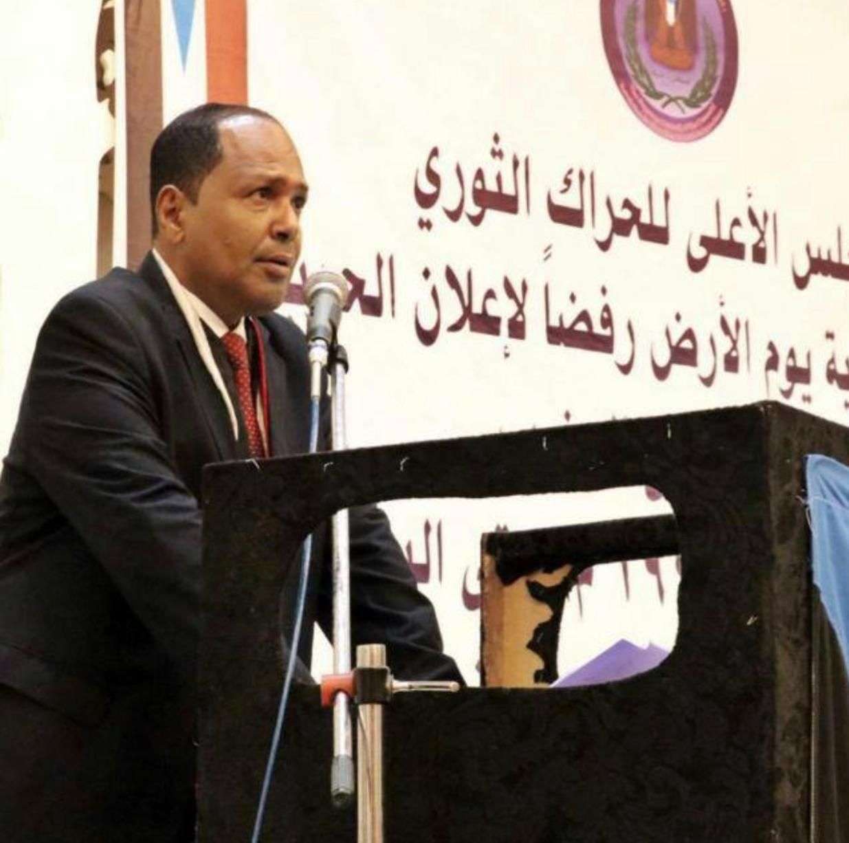 عاجل :اطلاق سراح رئيس الحراك الثوري راشد بعد اعتقال دام ايام عاجل :اطلاق سراح رئيس الحراك الثوري راشد بعد اعتقال دام ايام