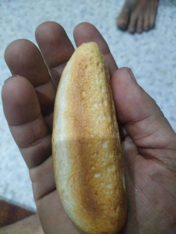بالصورة .. هبوط وزن الروتي إلى حجم لا يصدق بالصورة .. هبوط وزن الروتي إلى حجم لا يصدق