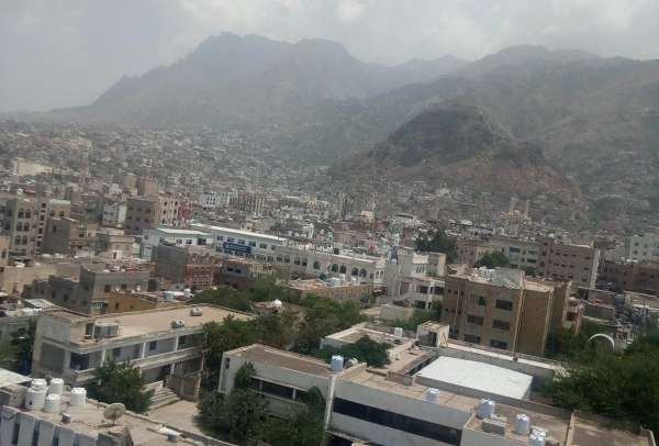 تعز تسجل أكثر من 5 آلاف إصابة بالحميات منذ يناير 2020