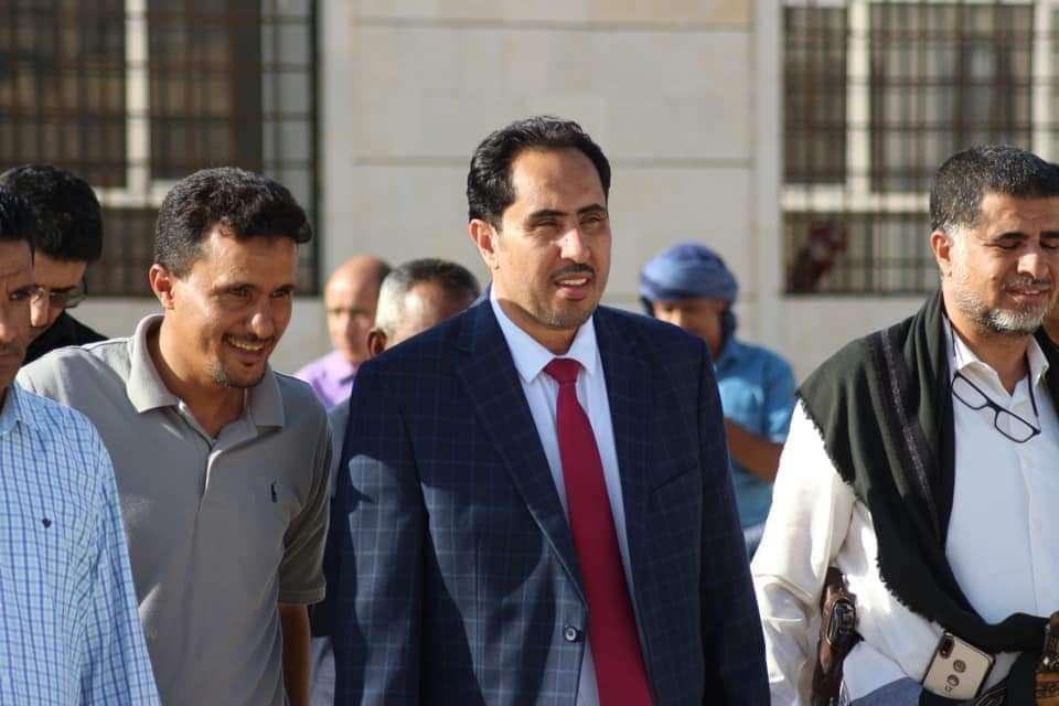 وزير الشباب والرياضة يزور الشيخ العمدة ويلتقي بإدارة نادي تضامن عتق
