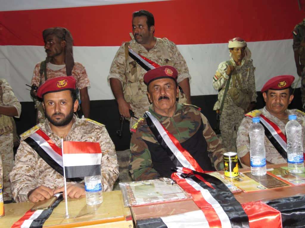 بحضور قائد محور عتق اللواء الثاني مشاة بحري بقيادة العميد السليماني يقيم حفلا خطابيا ابتهاجا بذكرى 14 اكتوبر