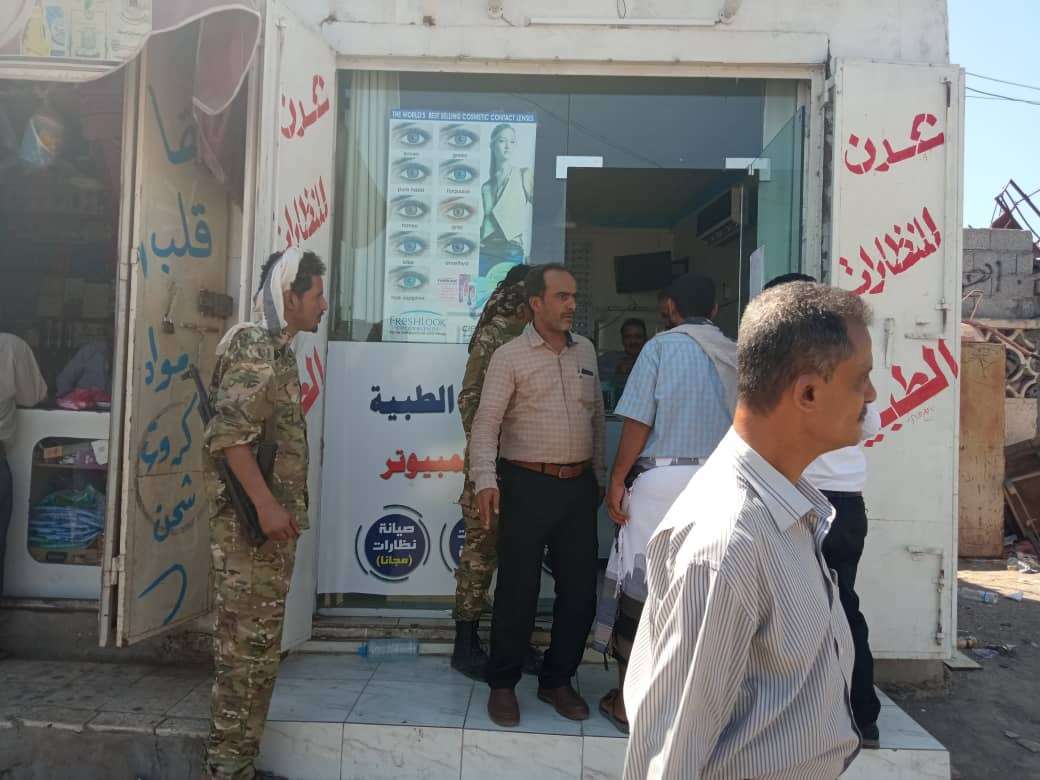 مدير عام خورمكسر يضبط عدد من المنشآت الطبية المخالفة مدير عام خورمكسر يضبط عدد من المنشآت الطبية المخالفة