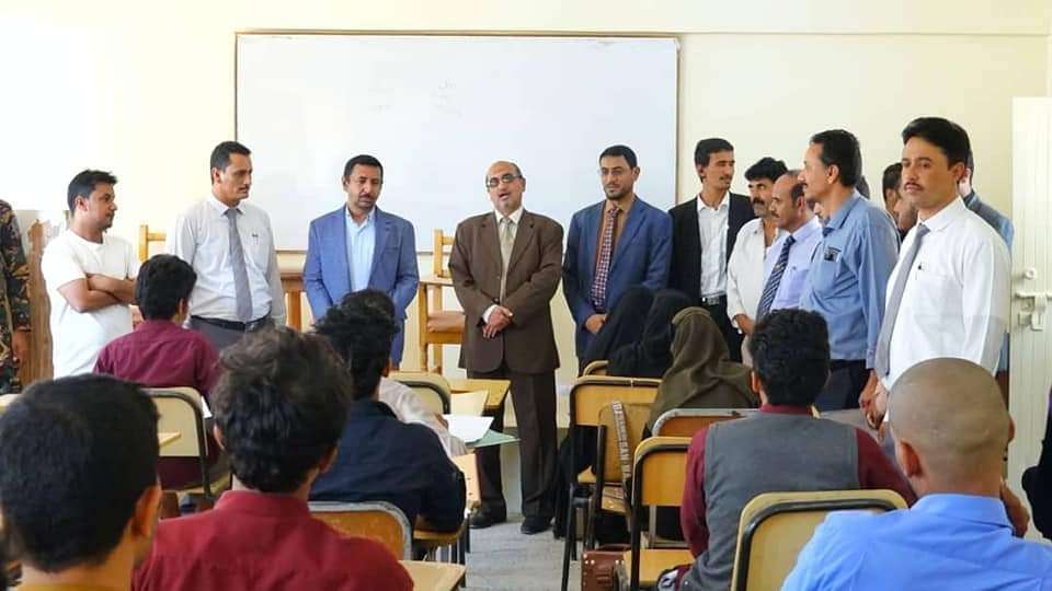 محافظ شبوة يدشن أول امتحانات قبول في جامعة شبوة