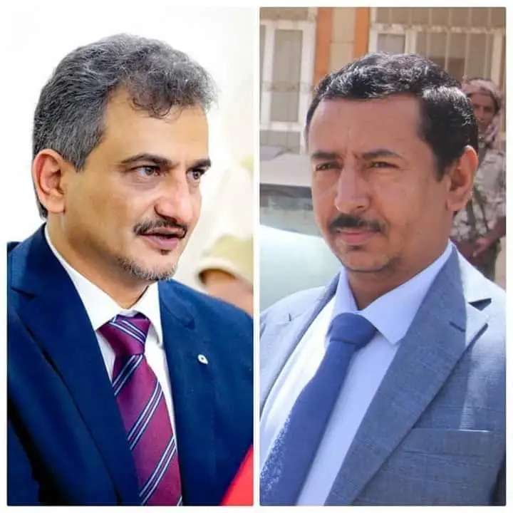 محافظ شبوة يطمئن على صحة محافظ عدن ويعزيه بضحايا الحادث الإجرامي الذي استهدف موكبه محافظ شبوة يطمئن على صحة محافظ عدن ويعزيه بضحايا الحادث الإجرامي الذي استهدف موكبه