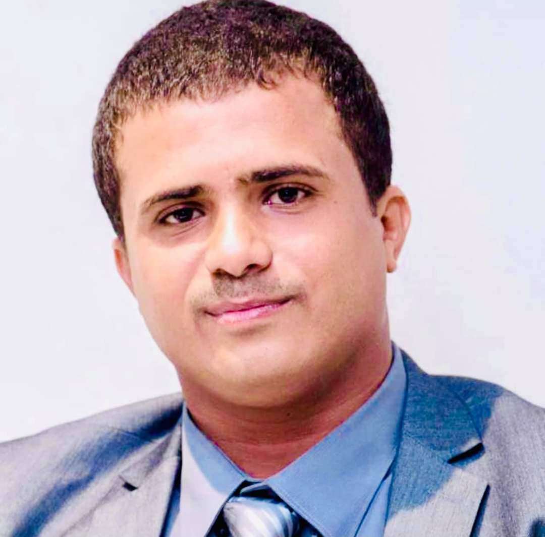 صحفي: مع كل تقدم للحوثيين بمأرب ترتفع أسعار الصرف بمناطق الشرعية لهذا السبب صحفي: مع كل تقدم للحوثيين بمأرب ترتفع أسعار الصرف بمناطق الشرعية لهذا السبب