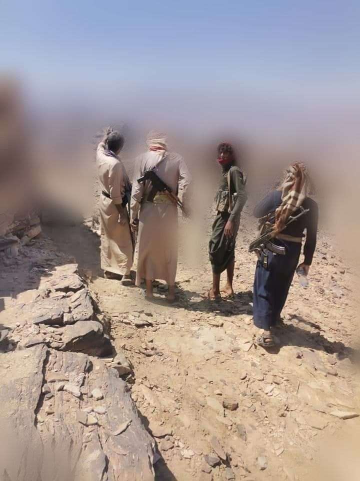بالصور.. قائد بارز يصل جبهة الجوبة في مأرب