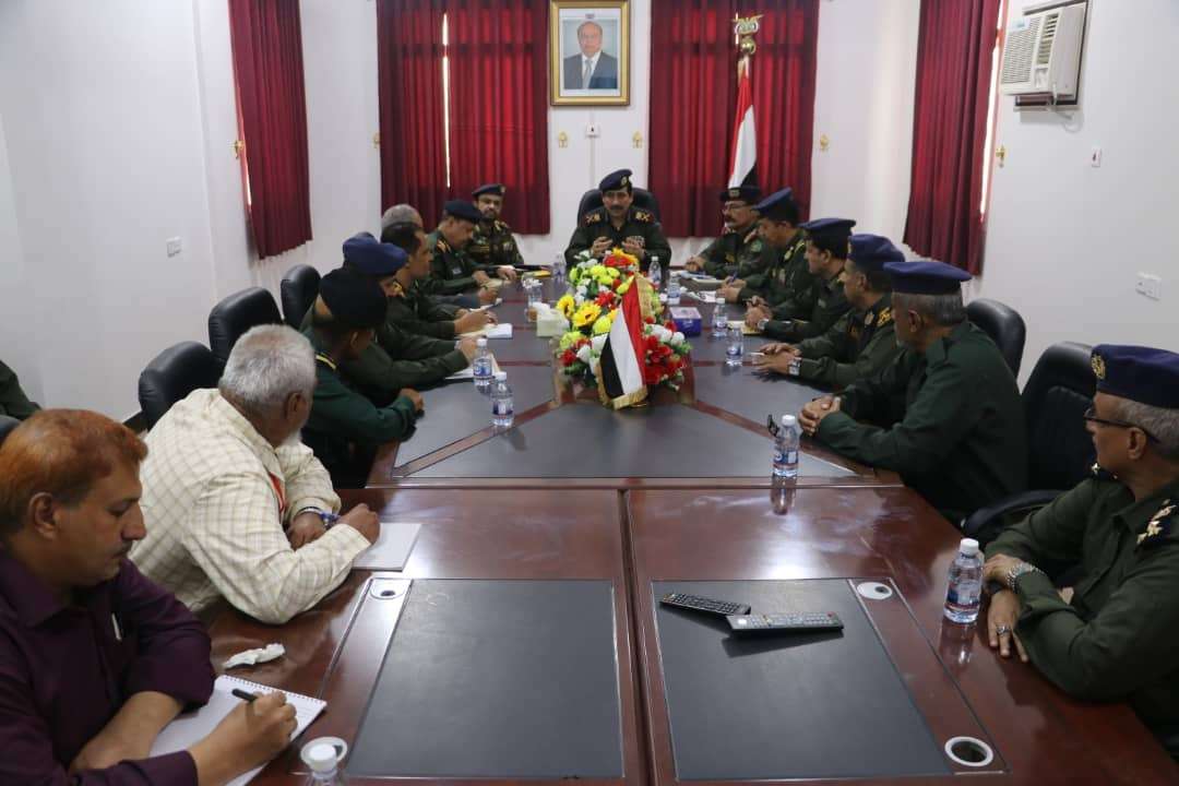 وزير الداخلية يشدد على أهمية تطبيق النظام والقانون والعمل بالخطة الأمنية