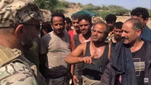 طارق صالح يزور مسرح عمليات المشتركة ويشيد بصمود أبناء العبدية طارق صالح يزور مسرح عمليات المشتركة ويشيد بصمود أبناء العبدية