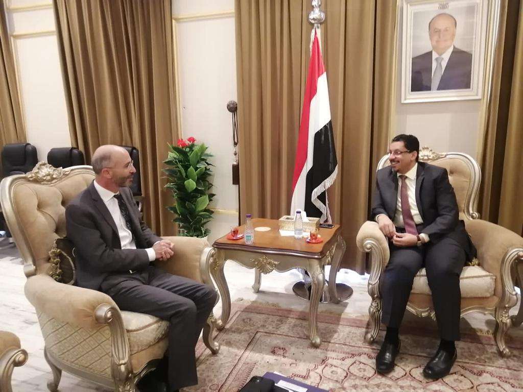 وزير الخارجية يحذر من الدور الإيراني المزعزع لاستقرار اليمن