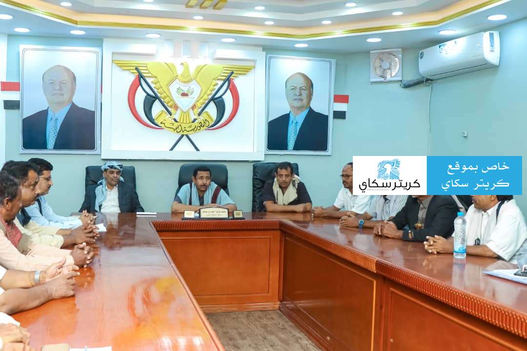 محافظ شبوة يلتقي مدراء المديريات لمناقشة التطورات الراهنة