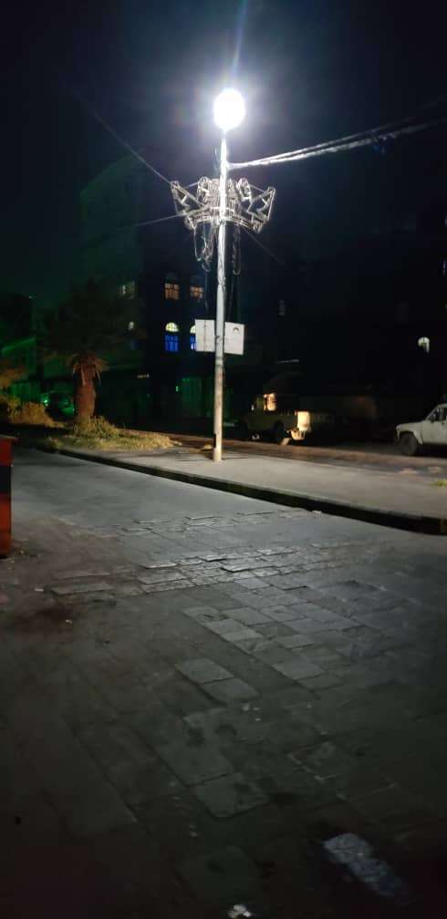 نقابة محطات توليد الكهرباء تدشن تركيب كشافات ضوئية لعدد من شوارع إب
