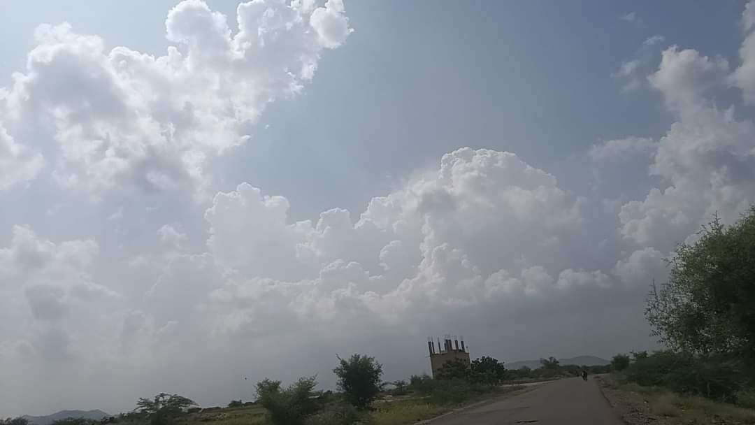 بالصور .. هكذا بدت اجواء مدينة حجة