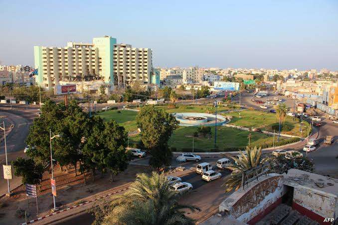 فتحي بن لزرق يتحدث عن امر صادم حدث في عدن
