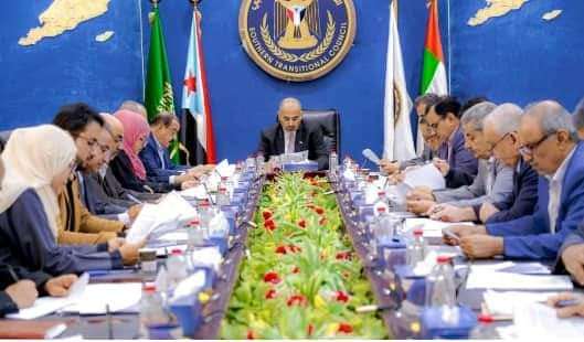 هيئة رئاسة المجلس الانتقالي الجنوبي تقف أمام مستجدات الأوضاع الاقتصادية والعسكرية في محافظات الجنوب