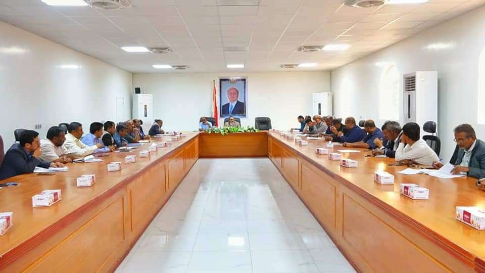 تنفيذي شبوة يناقش عدد من التقارير المدرجة في جدول أعماله