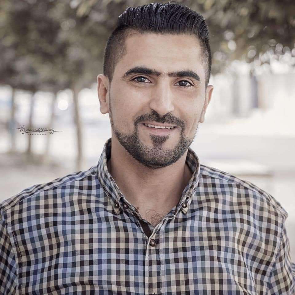 محامي يمني يروي قصة سجينة قابعة خلف القضبان ظلما محامي يمني يروي قصة سجينة قابعة خلف القضبان ظلما