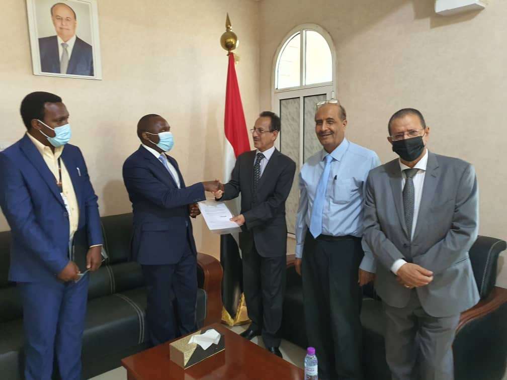 مستشار وزير الخارجية يتسلم أوراق اعتماد الممثل الإقليمي لصندوق الأمم المتحدة للسكان مستشار وزير الخارجية يتسلم أوراق اعتماد الممثل الإقليمي لصندوق الأمم المتحدة للسكان