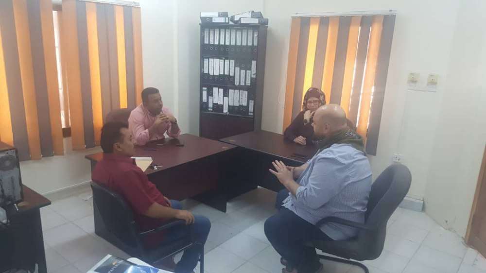 الوليدي يبحث مع بعثة اطباء بلا حدود البلجيكية تدخلاتها في القطاع الصحي