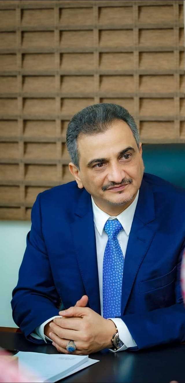 محافظ عدن يُحيل لجنة مناقصات وقود الكهرباء إلى الجهاز المركزي للرقابة والمحاسبة