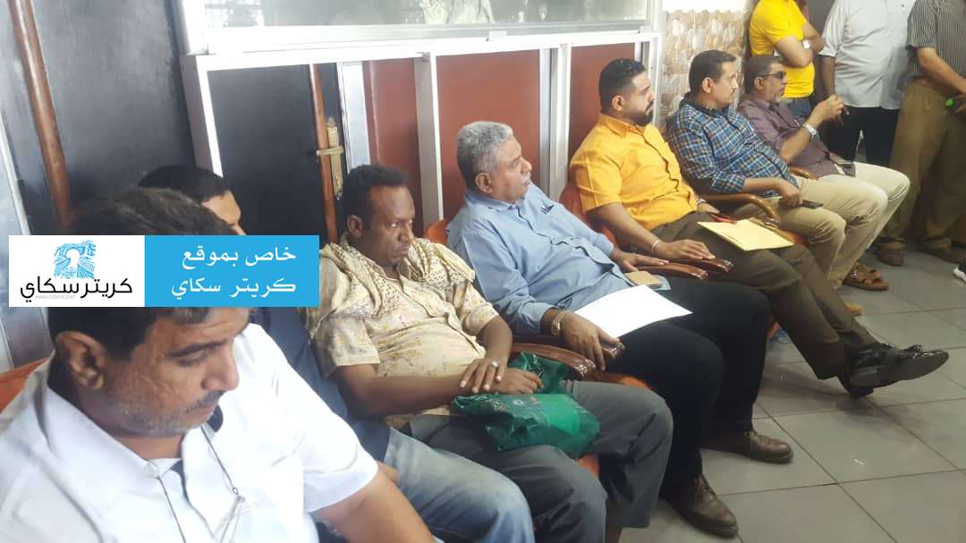 يحدث الآن .. اجتماع قيادة شركة النفط بعدن لمناقشة اخر مستجدات الشركة(صور خاصة)